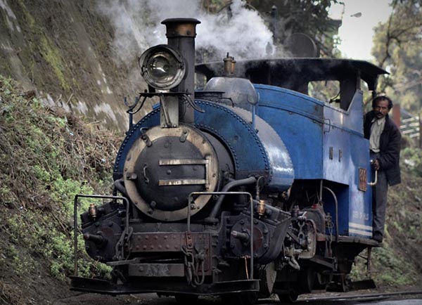 Darjeeling Hilamayan Railway